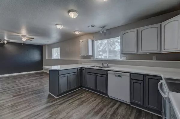 212 E Custer Street, Rapid City, SD 57701