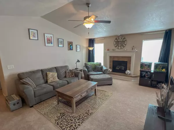 14891 Sun Valley Drive, Summerset, SD 57769