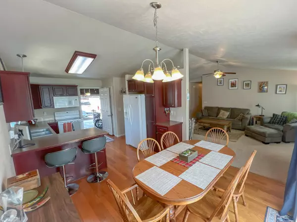 14891 Sun Valley Dr, Summerset, SD 57769