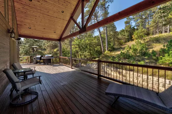 11945 Oak Dr, Whitewood, SD 57793