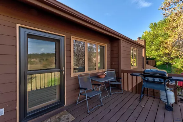 4816 Mountain Springs Ct, Rapid City, SD 57702