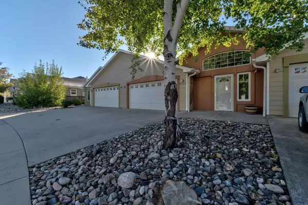 5213 Hayloft Ln, Rapid City, SD 57703