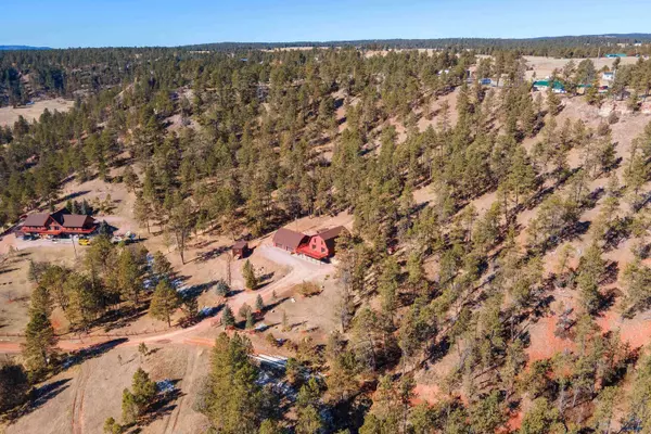 27301 Simunek Ct, Hot Springs, SD 57747