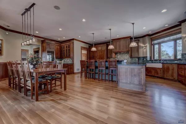 2150 Skyline Ranch Rd, Rapid City, SD 57701