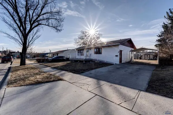 439 E College Ave, Rapid City, SD 57701