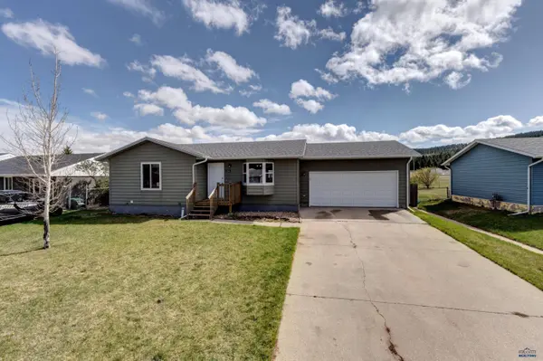 12968 Pony Express Dr, Piedmont, SD 57769