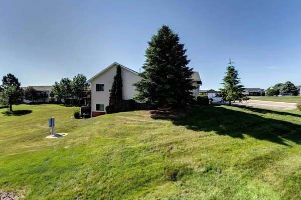 6640 Manchester Street, Summerset, SD 57718