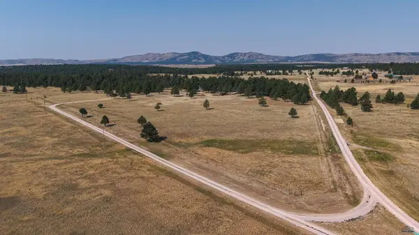 25595 Moonlight Dr, Edgemont, SD 57735