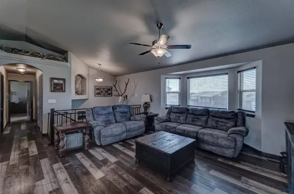 5818 Weatherby Loop, Rapid City, SD 57703