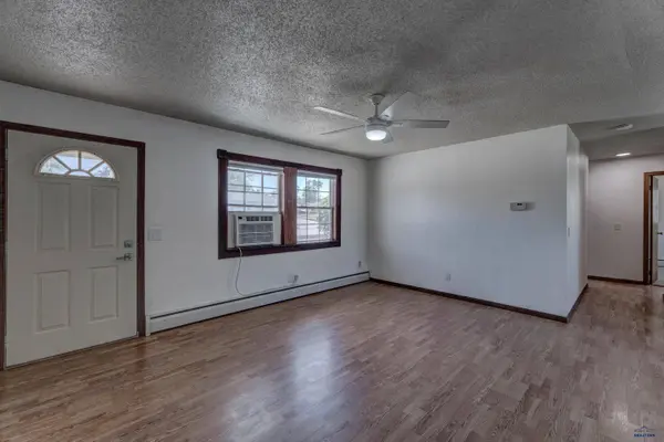 142 E Montana St, Rapid City, SD 57701