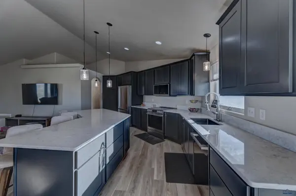 21919 Sage Stone Dr, Piedmont, SD 57769