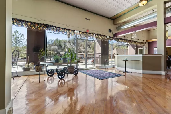 Hot Springs, SD 57747