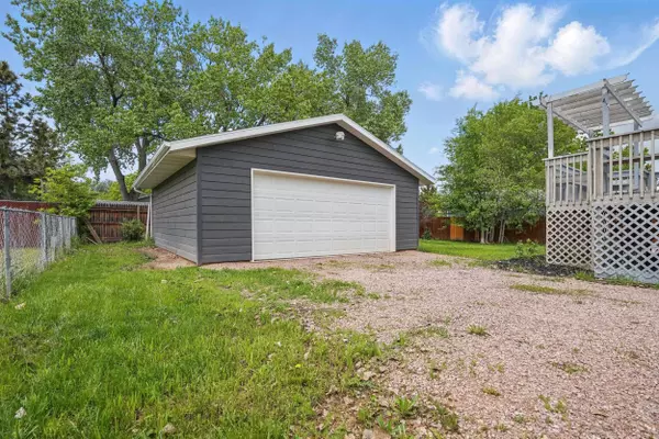 4425 Bronco Lane, Rapid City, SD 57701