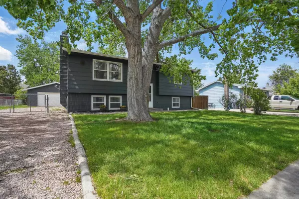 4425 Bronco Lane, Rapid City, SD 57701