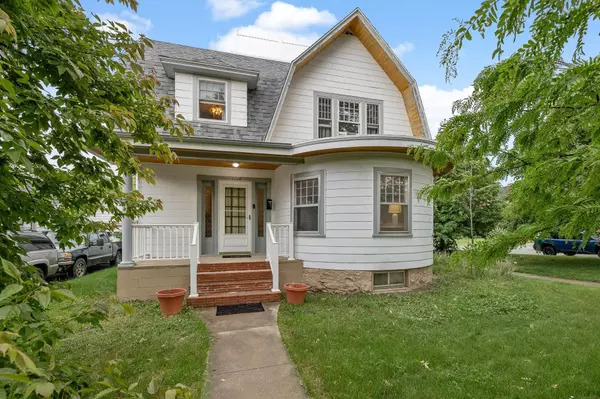 1016 West Boulevard, Rapid City, SD 57701