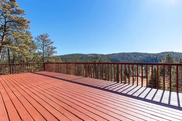 27301 Simunek Court Road, Hot Springs, SD 57747