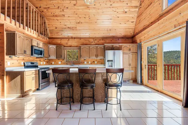 27301 Simunek Court Road, Hot Springs, SD 57747