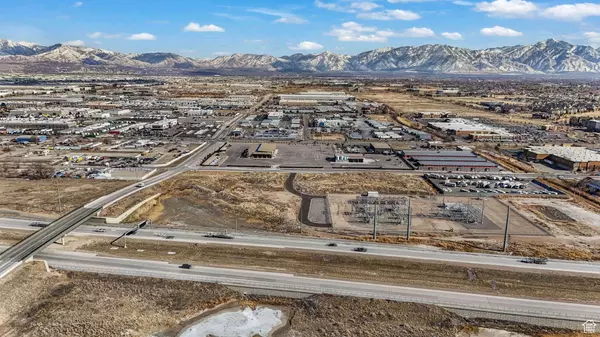 2448 S ANNA CAROLINE DR, West Valley City, UT 84128