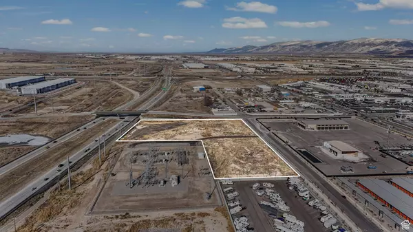 2448 S ANNA CAROLINE DR, West Valley City, UT 84128