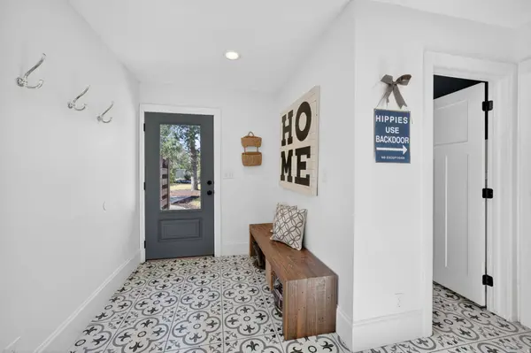 5 APPLE HILL CIR, Sandy, UT 84092