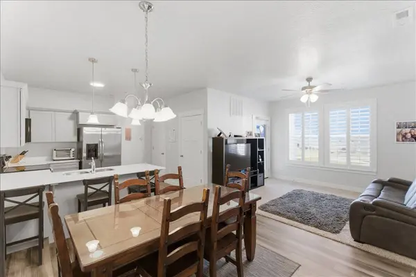 938 W CORAL CHARM WAY #L202