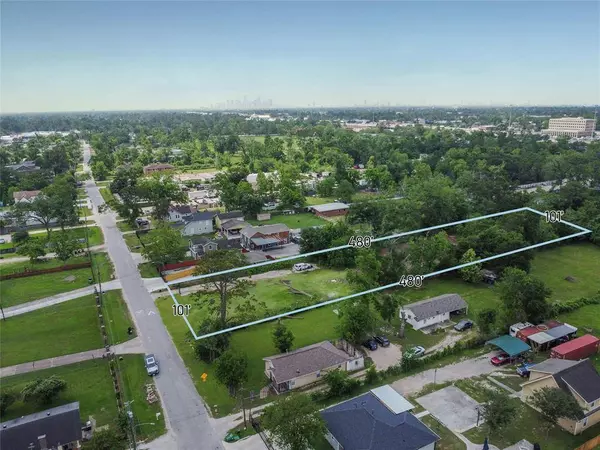 9217 Friendly RD, Houston, TX 77093