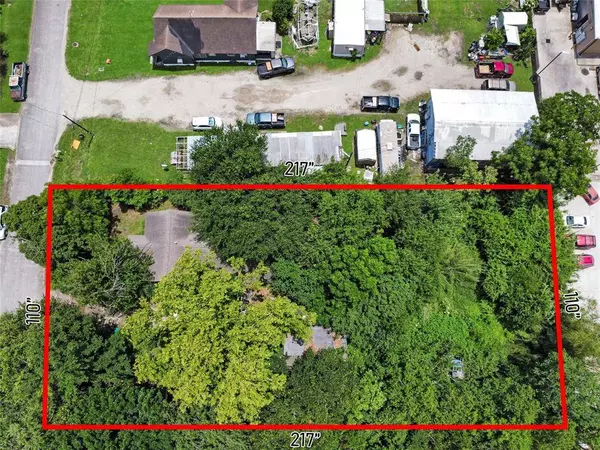 2818 Violet ST, Pasadena, TX 77503