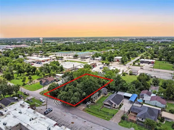 2818 Violet ST, Pasadena, TX 77503