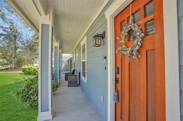 1035 W 43rd ST, Houston, TX 77018