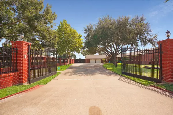 13117 Player ST, Houston, TX 77045