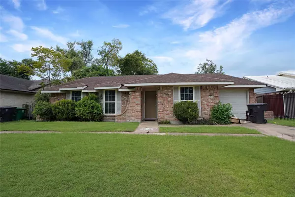 11075 Spottswood DR, Houston, TX 77016