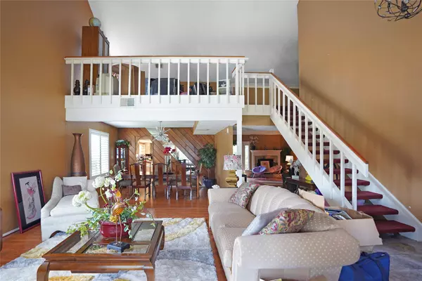 12338 Silo LN, Houston, TX 77071