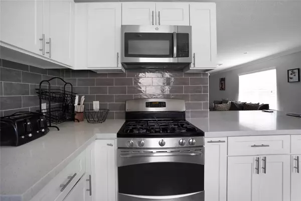 1833 Glenwild DR, Missouri City, TX 77489