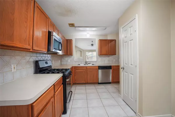 7235 Wisteria Chase PL, Humble, TX 77346