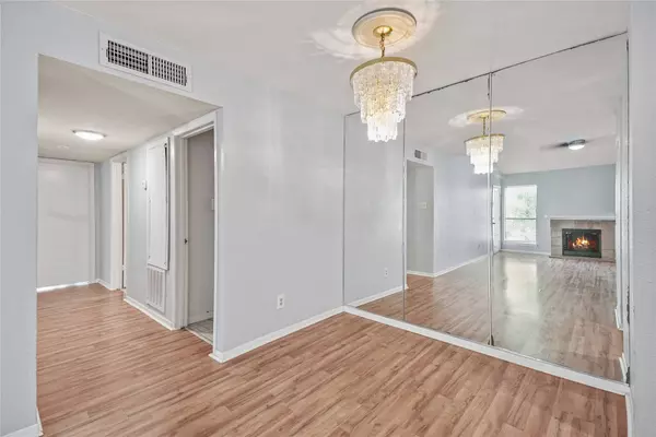 10211 Sugar Branch DR #324, Houston, TX 77036