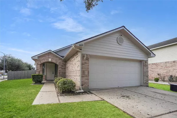 8626 Valley Crest LN, Houston, TX 77075