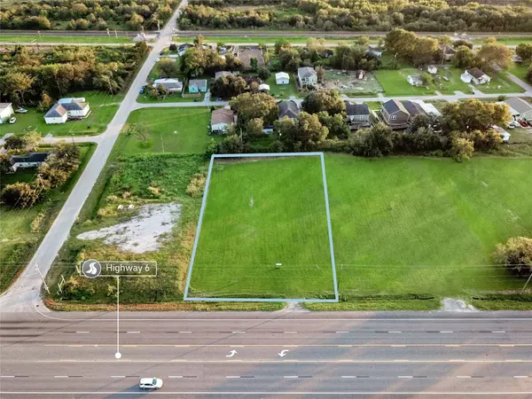 00 Hwy 6, Hitchcock, TX 77563