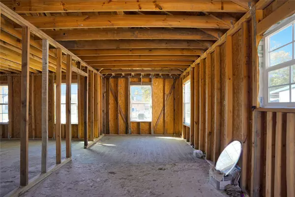 908 Palmetto DR, Pasadena, TX 77506