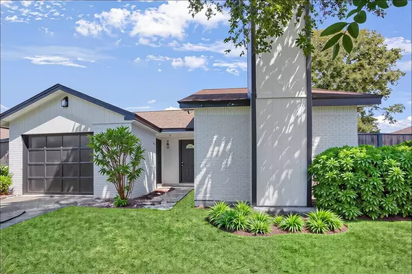 14110 Towne Way DR, Sugar Land, TX 77498