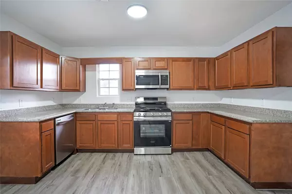 8505 Denby ST, Houston, TX 77012