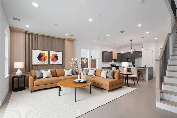 6208 Cebra ST, Houston, TX 77091