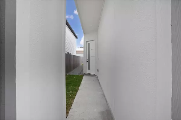 6206 Cebra ST, Houston, TX 77091