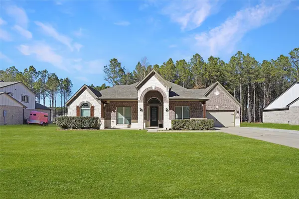 1378 Road 66113, Dayton, TX 77535