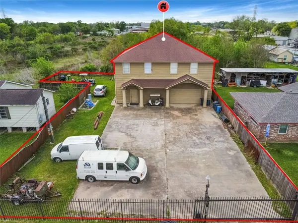 13301 & 13309 Reeveston RD, Houston, TX 77039