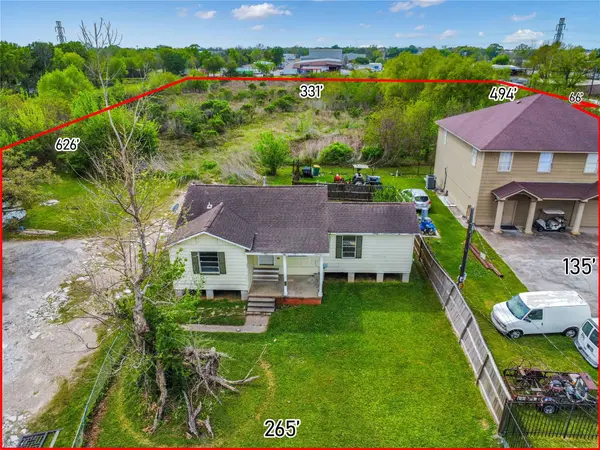 13301 & 13309 Reeveston RD, Houston, TX 77039