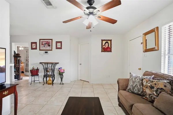 15258 Ferness LN, Channelview, TX 77530