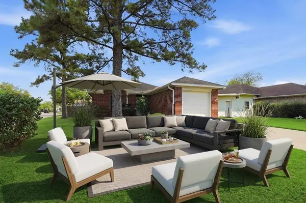 15258 Ferness LN, Channelview, TX 77530