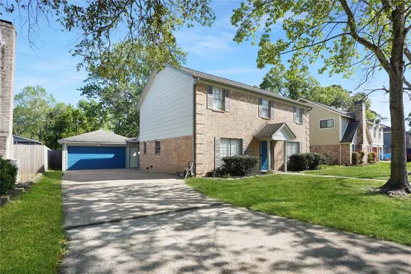 5515 Enchanted Timbers DR, Humble, TX 77346