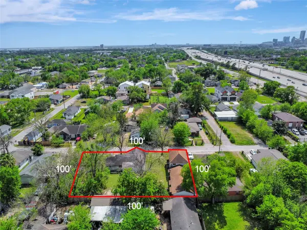 3105 & 3111 Florida ST, Houston, TX 77026