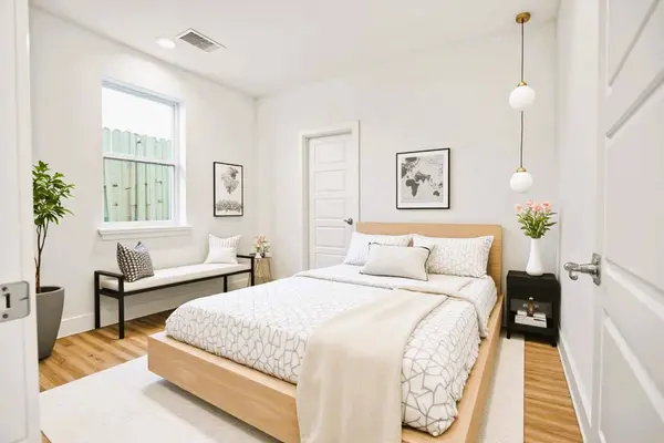 4704 Thornton Views RD, Houston, TX 77018